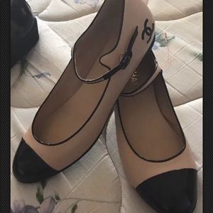 Authentic Chanel flats 41